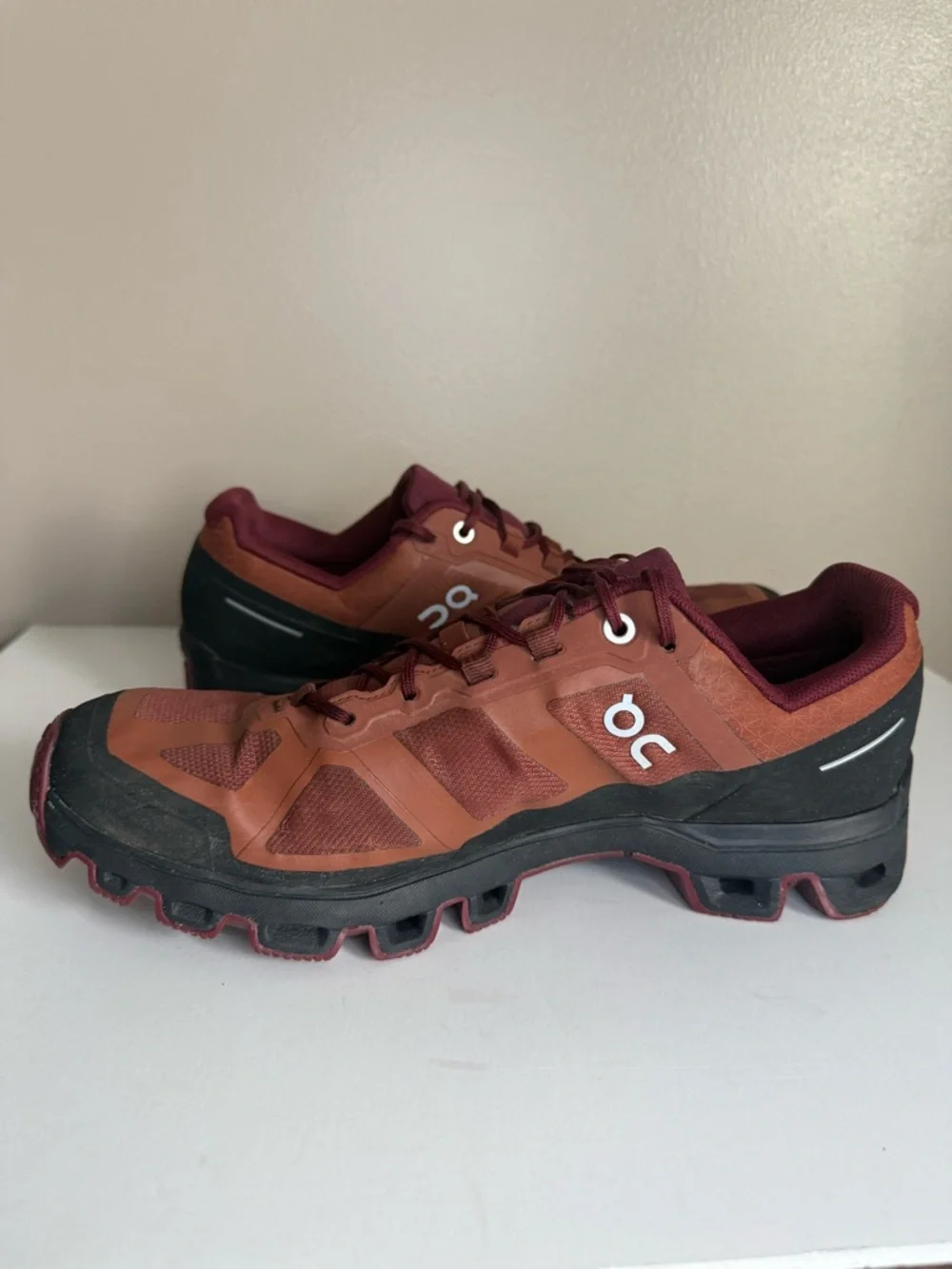 On Women's Cloudventure Waterproof Trail Running Shoes Hazel/Mulberry 9.5 - Picture 4 of 13